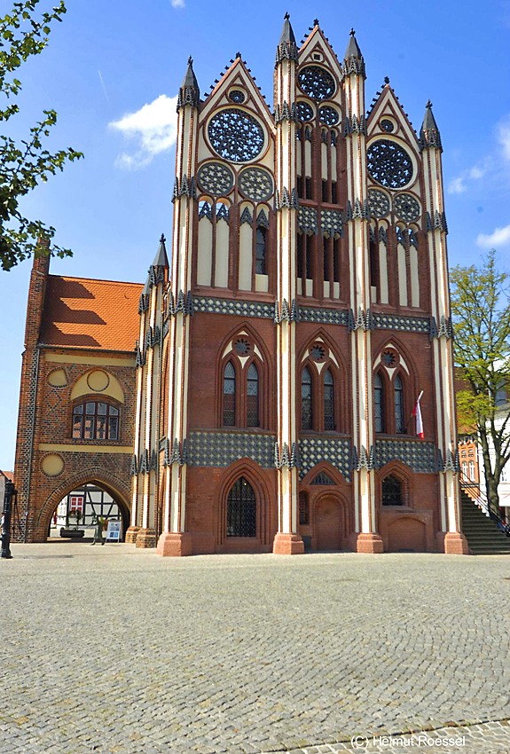 Das Rathaus in Tangerm&uuml;nde