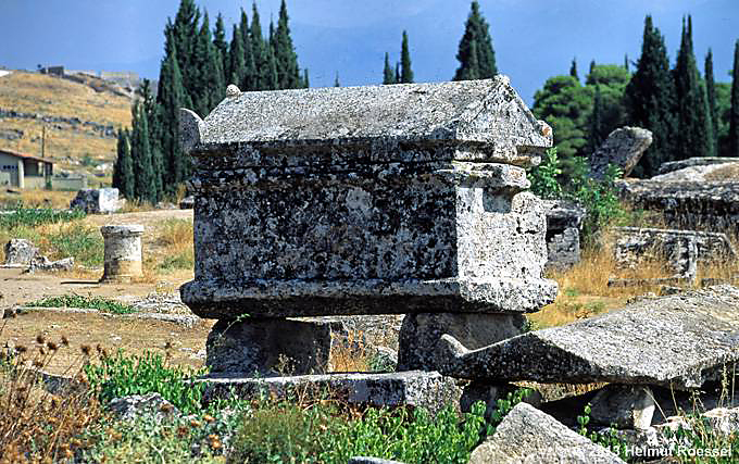 Die Nekropole von Hierapolis