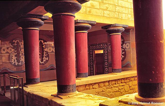 Minoische Säulen in Knossos